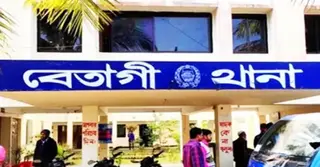 বরগুনায় বসতঘরে ডাকাতির ঘটনায় গুলিবিদ্ধ গৃহকর্তা, আটক ৩